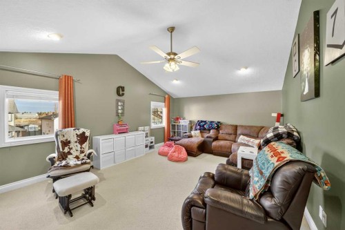 816-800 Carriage Lane Place, Carstairs, AB - Indoor