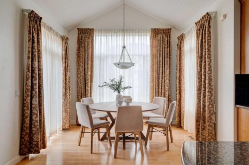 108 Tuscany Estates Close Nw, Calgary, AB - Indoor Photo Showing Dining Room