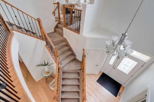 108 Tuscany Estates Close Nw, Calgary, AB - Indoor Photo Showing Other Room