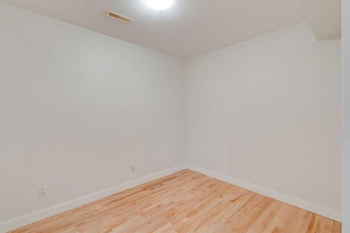 108 Tuscany Estates Close Nw, Calgary, AB - Indoor Photo Showing Other Room