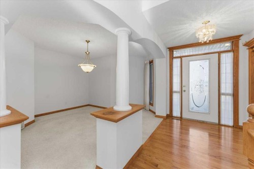 69 Scimitar Point Nw, Calgary, AB - Indoor Photo Showing Other Room