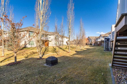 1909 Riverside Drive Nw, High River, AB - Outdoor