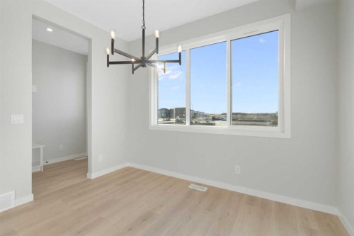 1477 Rangeview Drive Se, Calgary, AB - Indoor Photo Showing Other Room