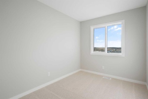 1477 Rangeview Drive Se, Calgary, AB - Indoor Photo Showing Other Room
