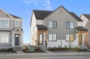 1477 Rangeview Drive Se, Calgary, AB  - Outdoor With Facade 