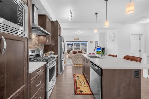 533 Savanna Boulevard Ne, Calgary, AB - Indoor Photo Showing Kitchen With Upgraded Kitchen