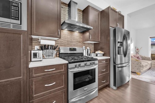 533 Savanna Boulevard Ne, Calgary, AB - Indoor Photo Showing Kitchen
