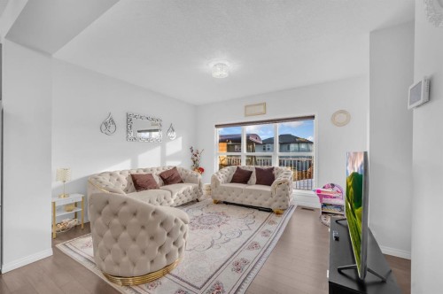 533 Savanna Boulevard Ne, Calgary, AB - Indoor