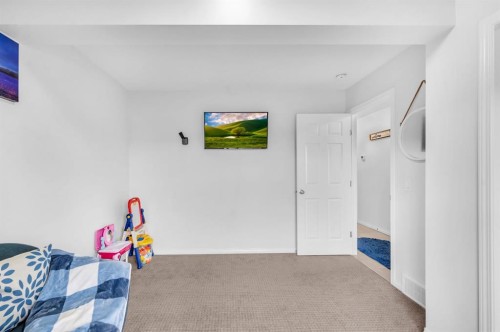 533 Savanna Boulevard Ne, Calgary, AB - Indoor