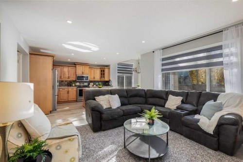 208 Fairways Bay Nw, Airdrie, AB - Indoor Photo Showing Living Room