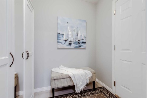 208 Fairways Bay Nw, Airdrie, AB - Indoor