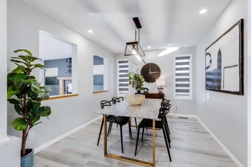 208 Fairways Bay Nw, Airdrie, AB - Indoor Photo Showing Dining Room