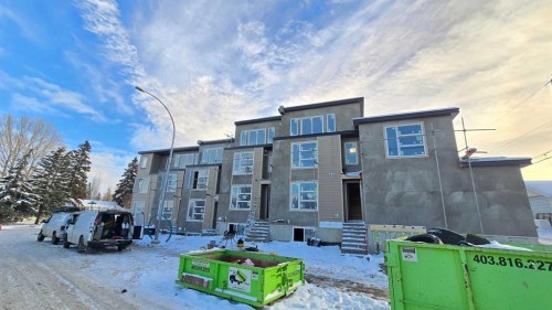 4767 Montana Crescent, Calgary, AB - Outdoor