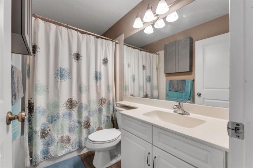 405 Kincora Drive Nw, Calgary, AB - Indoor Photo Showing Bathroom