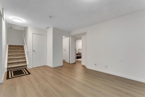 405 Kincora Drive Nw, Calgary, AB - Indoor Photo Showing Other Room