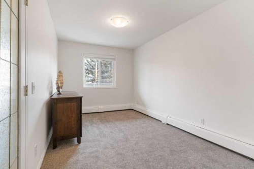 10-210 25 Avenue Sw, Calgary, AB - Indoor Photo Showing Other Room