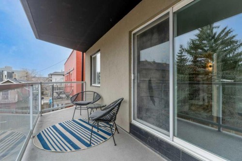 10-210 25 Avenue Sw, Calgary, AB - Outdoor With Balcony With Exterior