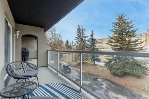 10-210 25 Avenue Sw, Calgary, AB - Outdoor With Balcony