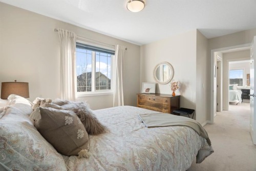 92 Thoroughbred Boulevard, Cochrane, AB - Indoor Photo Showing Bedroom