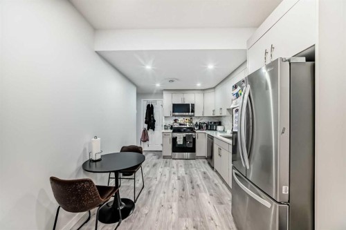 116 Ambleton Street Nw, Calgary, AB - Indoor Photo Showing Kitchen