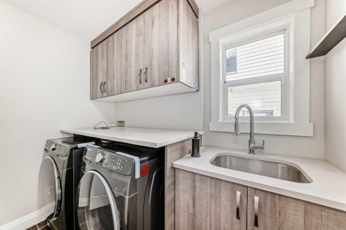 40 Martha'S Meadow Place Ne, Calgary, AB - Indoor Photo Showing Laundry Room