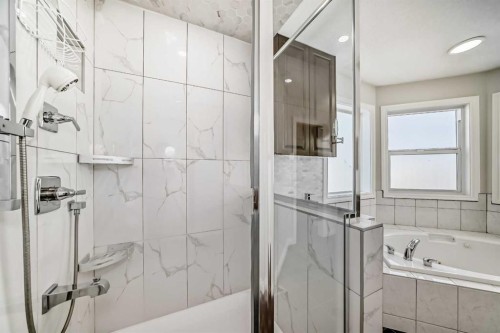 40 Martha'S Meadow Place Ne, Calgary, AB - Indoor Photo Showing Bathroom
