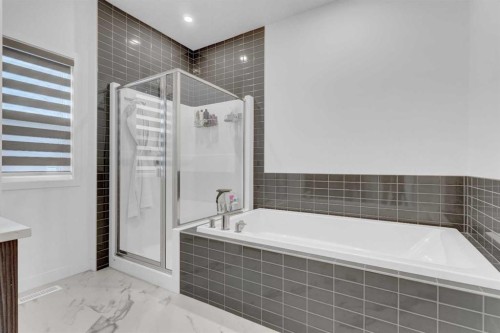 264 Lucas Way Nw, Calgary, AB - Indoor Photo Showing Bathroom