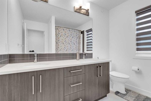 264 Lucas Way Nw, Calgary, AB - Indoor Photo Showing Bathroom