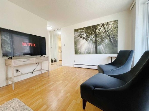 201-1111 15 Avenue SW Calgary, AB T2R 0S8