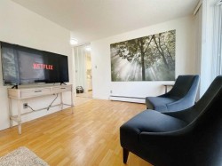 201-1111 15 Avenue SW Calgary, AB T2R 0S8