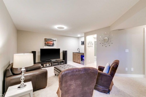 1719 Woodside Boulevard Nw, Airdrie, AB - Indoor