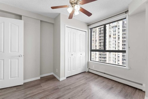 910-1111 6 Avenue Sw, Calgary, AB - Indoor Photo Showing Other Room
