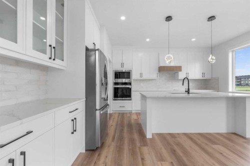 17 Lakes Estates Circle, Strathmore, AB - Indoor Photo Showing Kitchen With Upgraded Kitchen