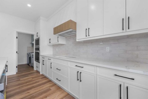 17 Lakes Estates Circle, Strathmore, AB - Indoor Photo Showing Kitchen