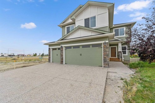 17 Lakes Estates Circle, Strathmore, AB - Outdoor