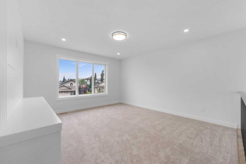 17 Lakes Estates Circle, Strathmore, AB - Indoor Photo Showing Other Room