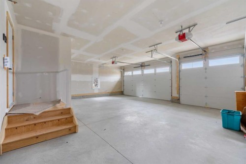 17 Lakes Estates Circle, Strathmore, AB - Indoor Photo Showing Garage