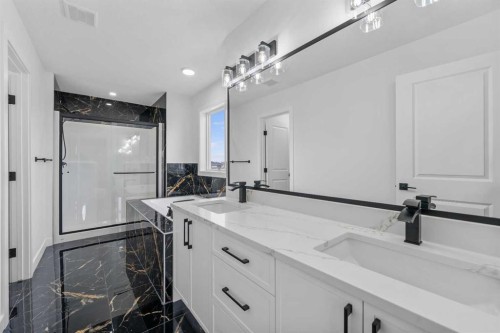 17 Lakes Estates Circle, Strathmore, AB - Indoor Photo Showing Other Room