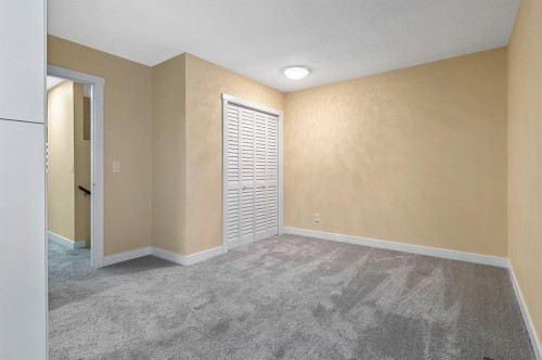 11 Maplewood Green, Strathmore, AB - Indoor Photo Showing Other Room