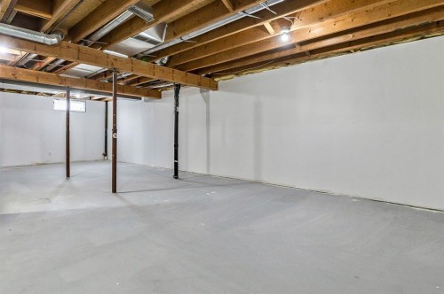 11 Maplewood Green, Strathmore, AB - Indoor Photo Showing Basement