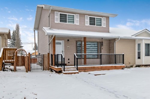 11 Maplewood Green, Strathmore, AB - Outdoor With Deck Patio Veranda