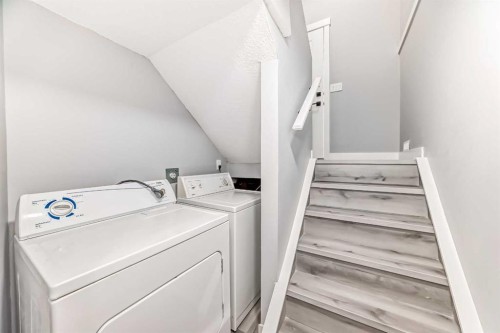 110 Falmere Way Ne, Calgary, AB - Indoor Photo Showing Laundry Room