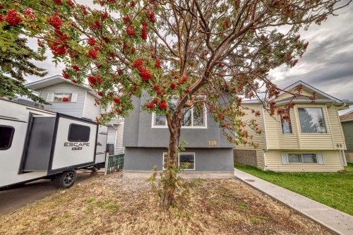 110 Falmere Way Ne, Calgary, AB - Outdoor