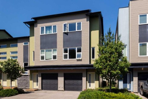 336 Covecreek Circle Ne, Calgary, AB - Outdoor With Facade