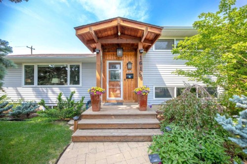 1619 47 Street Sw, Calgary, AB - Outdoor