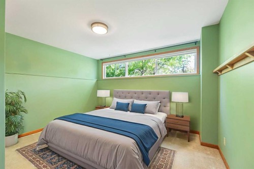 1619 47 Street Sw, Calgary, AB - Indoor Photo Showing Bedroom