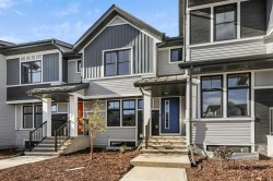 19835 45 Street SE Calgary, AB T3M 4B5