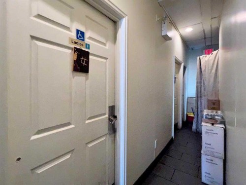 920 36 Street Ne, Calgary, AB 