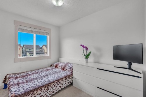 301 Skyview Ranch Drive Ne, Calgary, AB - Indoor Photo Showing Bedroom