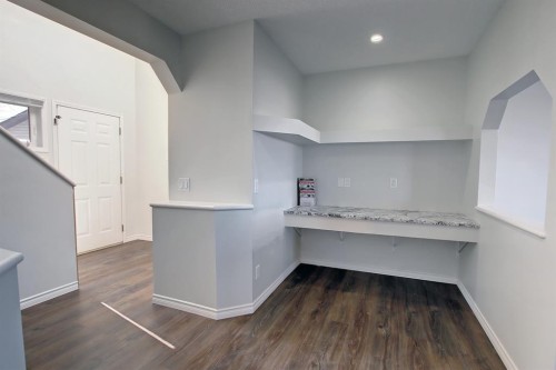 25 Panamount Crescent Nw, Calgary, AB - Indoor
